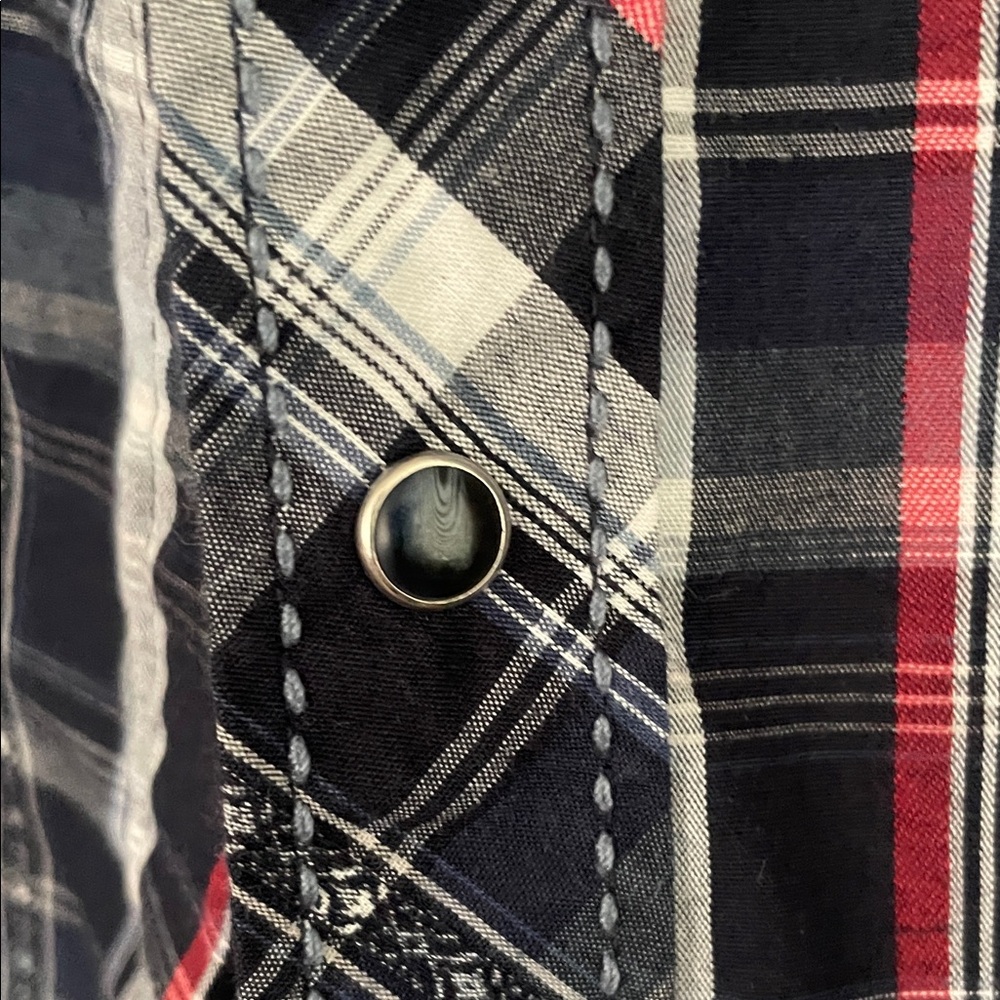 Wrangler shirt Men's Red and Blue Plaid Button Down - Picture 2 of 7